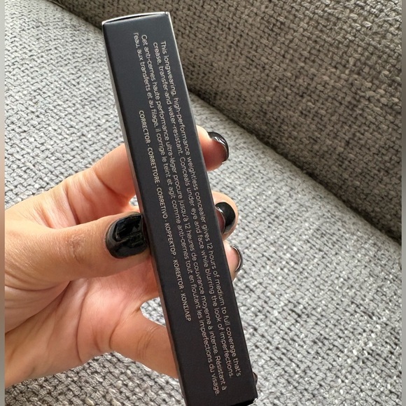 Brand New Laura Mercier Flawless Fusion Concealer – Shade 1.5W(never opened ) - Picture 5 of 11